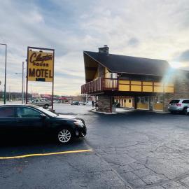 Clayton House Motel, hotel sa Loves Park