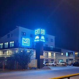 딩골핑에 위치한 호텔 Hira Boarding Aparthotel