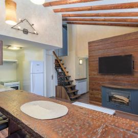 Woodvale - Sleek 3-Bedroom Apt in kfardebian