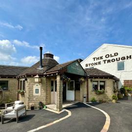 The Old Stone Trough Country Hotel, hotell sihtkohas Kelbrook