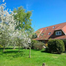Ferienhof Böhnke Nr4 โรงแรมในพุทท์การ์เดน