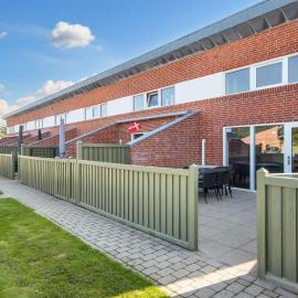 4 person holiday home on a holiday park in Hemmet