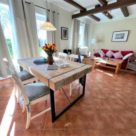 Haus Apfelgarten links