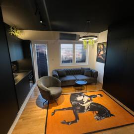 Demo Apartments Black II