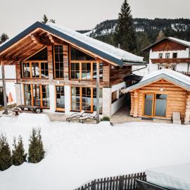 Chalet in Leutasch near Kreithlift Ski Resort, hotel v destinaci Leutasch
