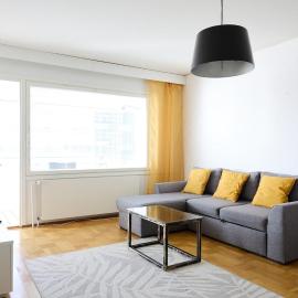 Spacious one-bedroom apartment on the River Aura, Hotel in Turku