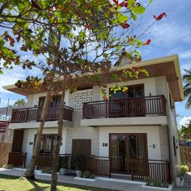Chellie Rose Resort Hotel，班塔延島的飯店