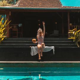 Villa Mango Canggu Private Luxury Joglo with breakfast Pool & Garden