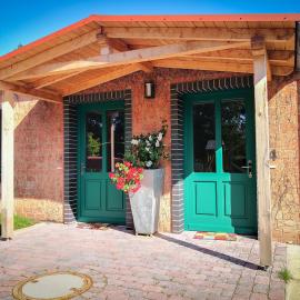 Auszeithof Otersen - Ferienwohnung 1، فندق في Kirchlinteln