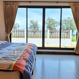 Mirinda Beach Resort, hotel em Ban Bo Daeng