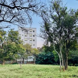 Truelife Whitefield - Premium 1 BHK Apartments - Prime location - Easy access to Main Rd - Metro - ITPL - Fast WiFi - Kitchen - Smart TV - Power backup - Park - Garden views, hotel em Bangalore