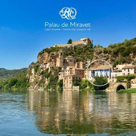 Palau de Miravet, casa monumento y galería de arte frente al río Ebro, hotel in Miravet