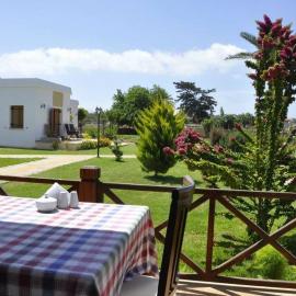 Villa lembos hotel karpaz, hotel a Rizokarpaso