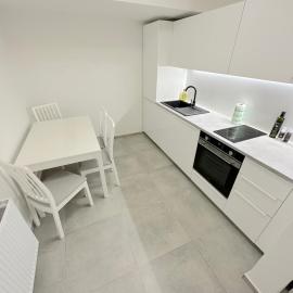 Krásny byt - perfektný apartmán v Novom meste, hotel di Koliba