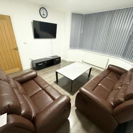 Cozy 3 bedroom home in Wyken - Coventry, hotel u gradu Wyken