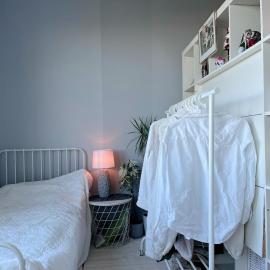 Cozy shared home for female in Stockholm