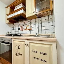 OPEN SPACE Littoria, готель у місті Латина