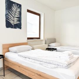 modern living studios Karlsbad、カールスバートのホテル