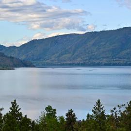 Desert Pines Holiday Getaway, hotel sa Peachland