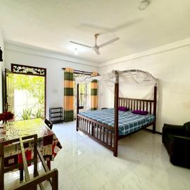 Madu Guesthouse Mirissa