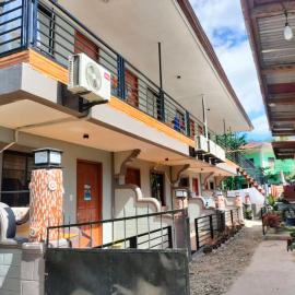 EL3 Z'sPLACE HOSTEL, hotel in San Vicente