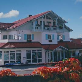 Gästehaus am Rathaus, Mehrbettzimmer 1, viešbutis mieste Hohenpeisenbergas
