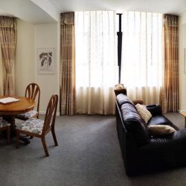 Spacious CBD Art Deco Apartment, hotel a Wellington