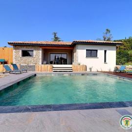 Villa la crozette 4 étoiles, climatisée avec grande piscine