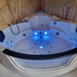 Viesnīca Apartamento Loft con 2 dormitorios, Jacuzzi y Garage pilsētā Kambrilsa