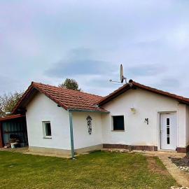 Jägerlodge, hotel u gradu Lócs