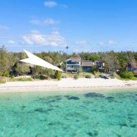 Beachfront & Pool Poste Lafayette