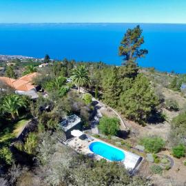 Villa Finca Tijarafe mit beheiztem, abdeckbarem Pool, hotell sihtkohas Tijarafe