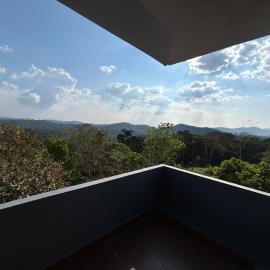 Mountain View Villas, hotel in Madikeri