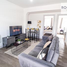 Twelve Cromwell House - Free Parking - 3 Bedrooms - Perfect for long term - by Rockman Residences