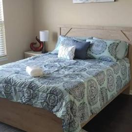Spacious Room and Private Bath, מלון בגרובטאון