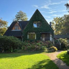 Schönes Haus mit Garten