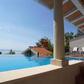 Apartments Villa Krasa, hotel en Lovran