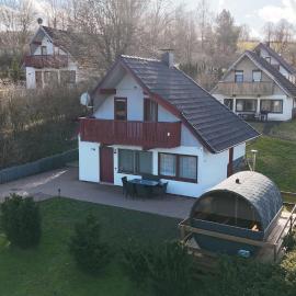 Ferienhaus mit Sauna und Hot-Tub, מלון בקירכהיים