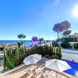 EL PASEO - By Almarina Villas, ξενοδοχείο σε Teulada