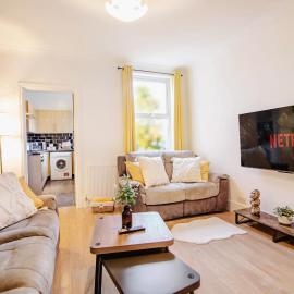 Central Urban Retreat Oasis Free Parking 13ppl, hotel in Sheffield