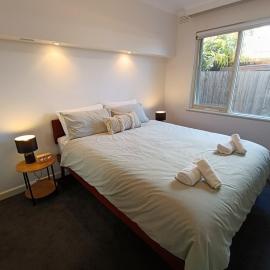 Cute, Cosy and Central Apartments in Essendon with Free Parking, Hotel in Melbourne
