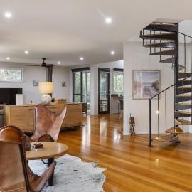 Stylish 3-Bedroom and Outdoor Grill and Pizza Oven, hotel a Drysdale