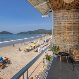 Royal Touch Beach Huts โรงแรมในปาโลเลม