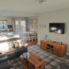 Ben Lomond Cottage - Loch Lomond and Arrochar Alps, hotel a Arrochar