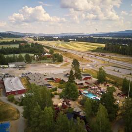 Slobrua Riggen, hotel sa Skarnes