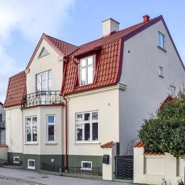 3 Bedroom Lovely Home In Ystad, hotel in Ystad