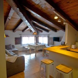 Apartamento Suite Loft, hotelli kohteessa Tramacastilla