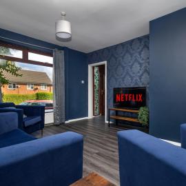 Newhall by Alt-Stay Contractor Accommodation - 3 Bed Contractor Home With Parking, Wi-Fi & Full Kitchen - Ideal For Long stays
