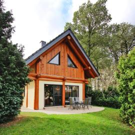 Ferienhaus Waldblick in Göhren-Lebbin, Hotel in Göhren-Lebbin
