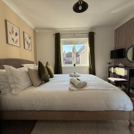 In the heart of the Town centre Ringwood, New Forest - Star Cottage